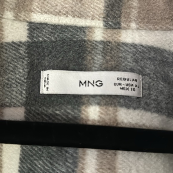 Mango Men’s Long Sleeve Fleece - Picture 2 of 2